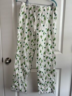 J. Crew Holiday White Lounge Pants with Green Cactus Print